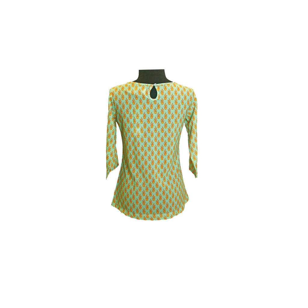 Top with Peep Hole with Tie