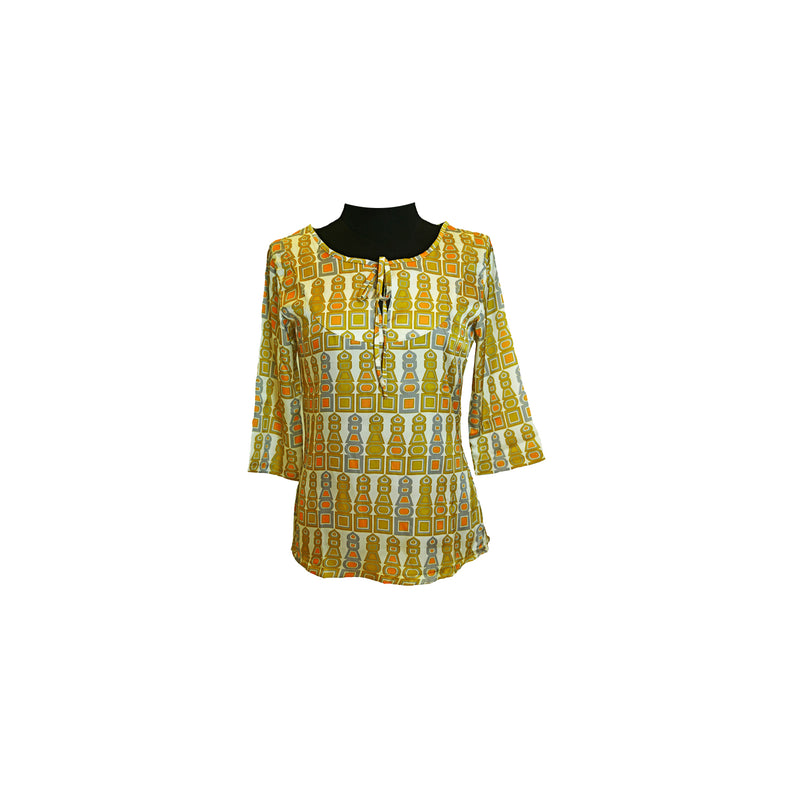 Top with Peep Hole with Tie - Pagoda