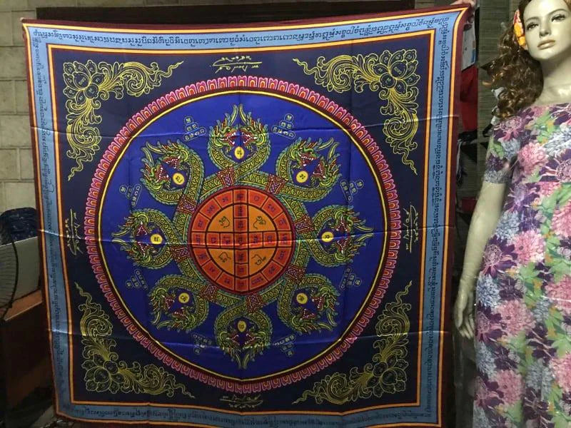 Universal Mandala Shawl (Shawls Real Silk 130X130 CM)