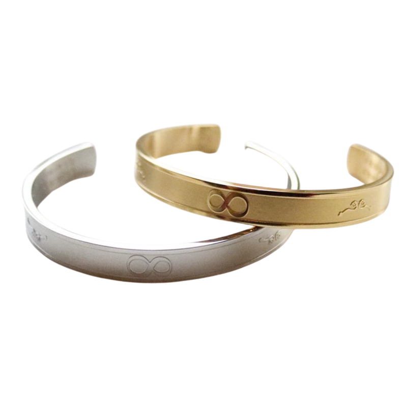 Hum Infinity Bangle with cut